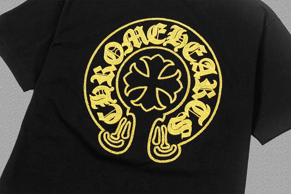 🅿️200 [CH Crow Heart] 2025FW short-sleeved T-shirt, hollow embroidery with arch bridge embroidery, high-end 26s double yarn 300g fabric, heavy fabric, custom stretcher rib, same vat and dye, complete three standards, same style for men and women, color: black, white, size: S M L XL 2XL